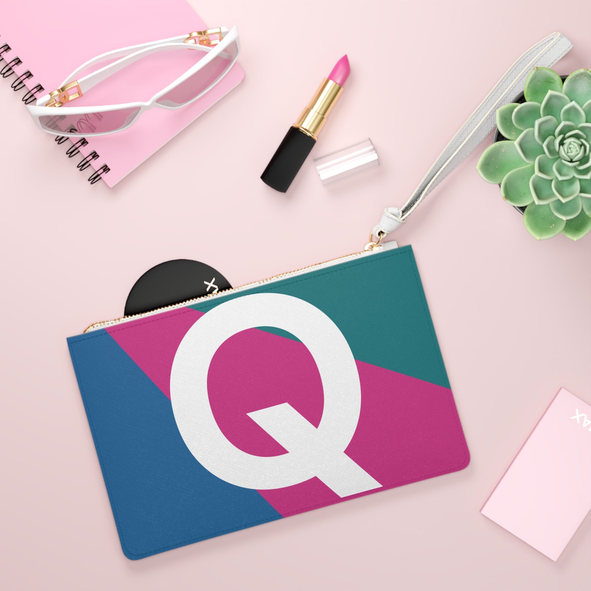 Monogram 'Q' Colorblock Clutch Bag — Bold Geometric Wristlet for Everyday & Gifts