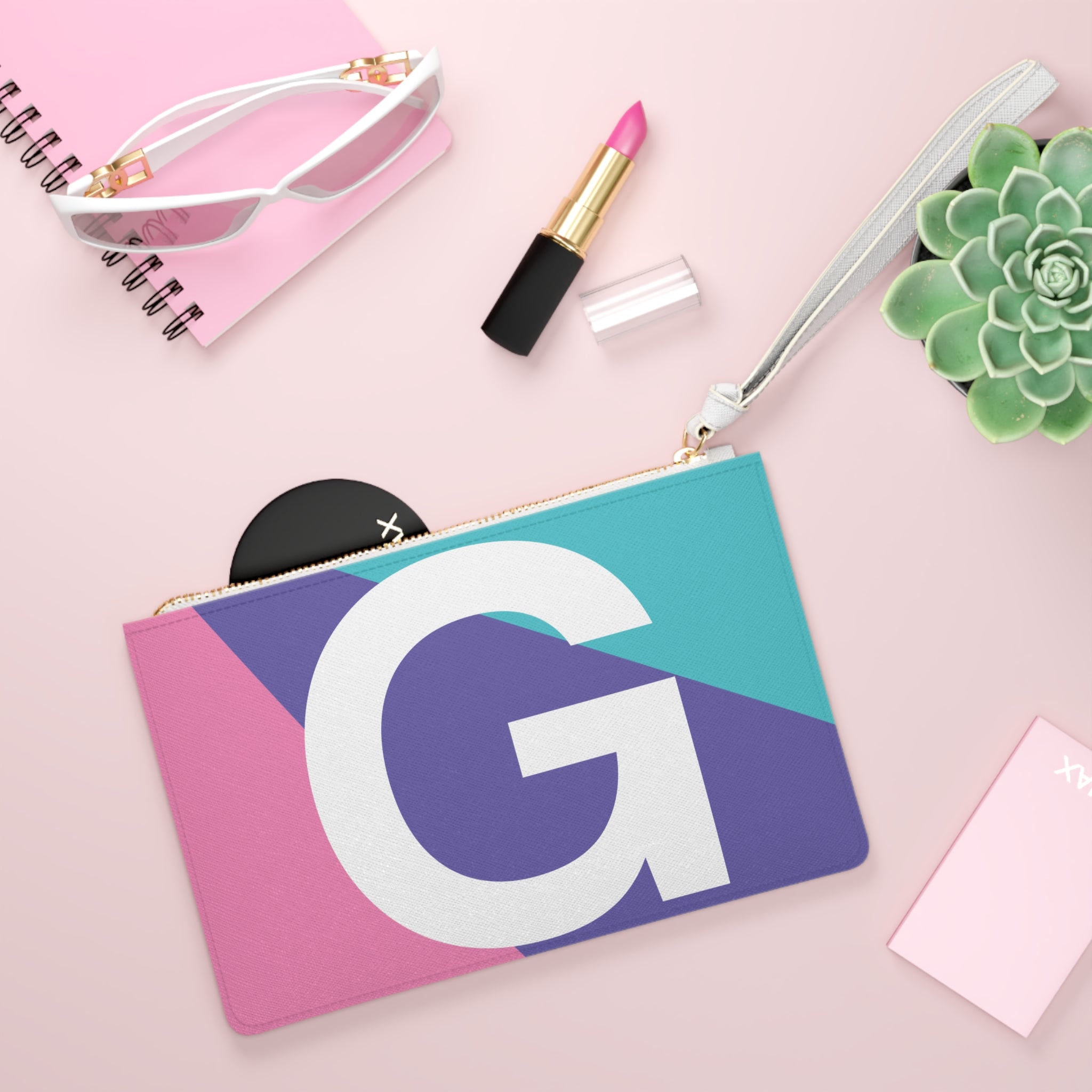 Monogram 'G' Colorblock Clutch Bag — Bold Geometric Wristlet for Everyday & Gifts
