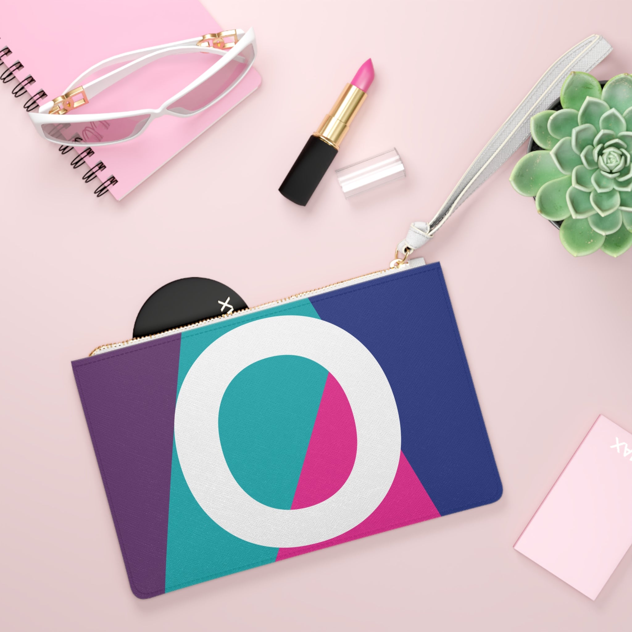 Monogram 'O' Colorblock Clutch Bag — Bold Geometric Wristlet for Everyday & Gifts